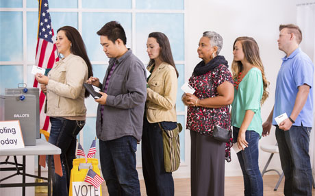 American Voters Stand in Line