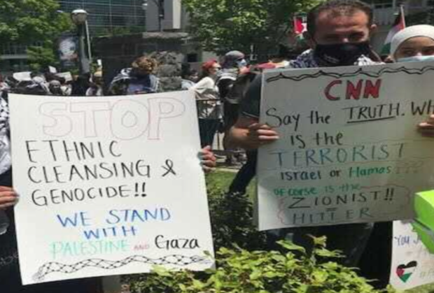 Antisemitic sign at anti-Israel protest