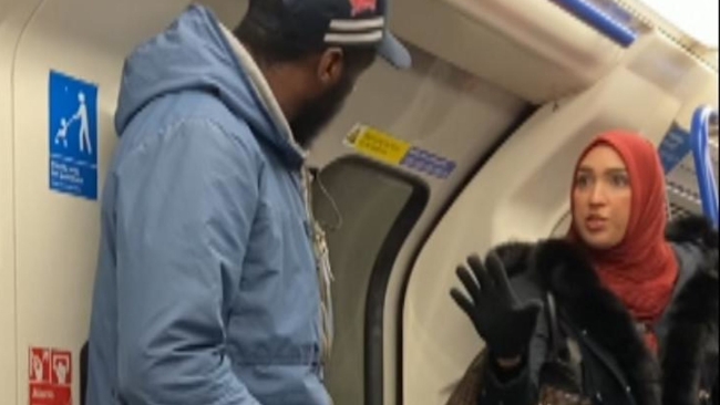 Muslim Woman Defends Jews on London Subway